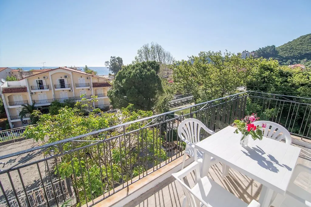 Maria Parameriti Apartments Poros  Greece